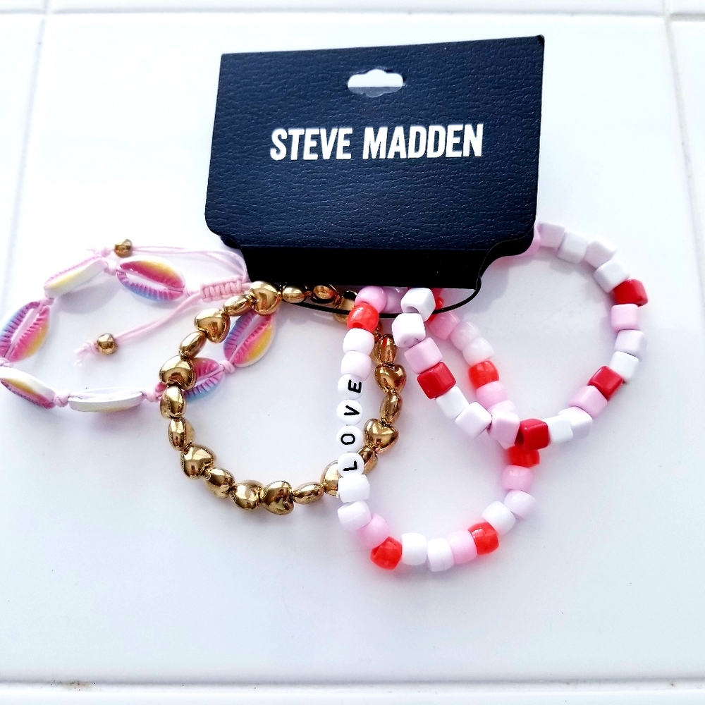 Steve Madden Set of 4 Frienship Bracelets New - Picture 7 of 7
